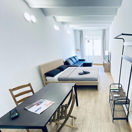 Apl Sants Lofts Bcn Fira Camp Nou Apartment Barcelona Bagian luar foto