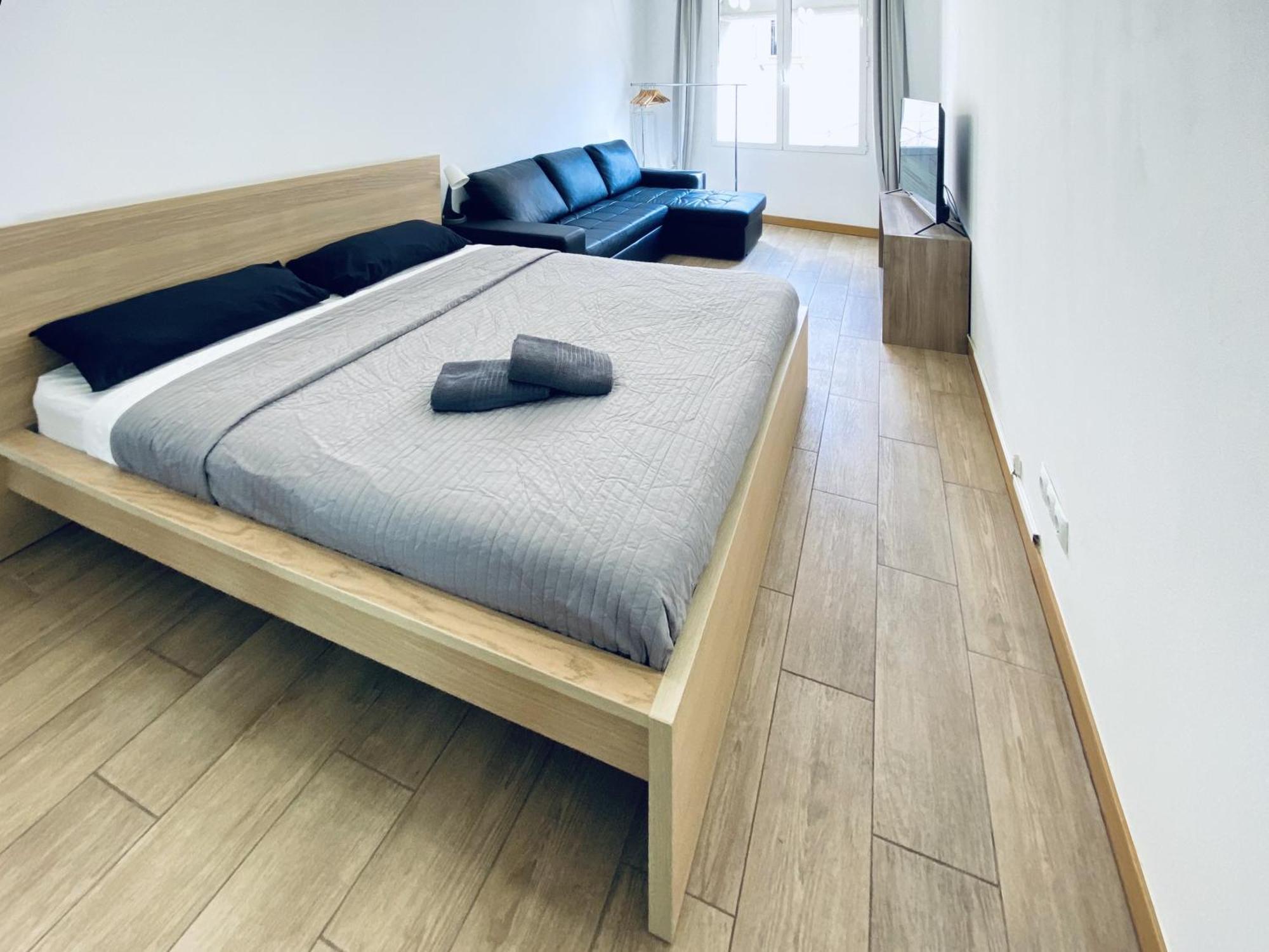 Apl Sants Lofts Bcn Fira Camp Nou Apartment Barcelona Bagian luar foto